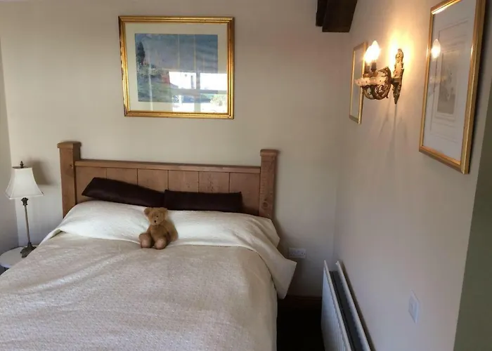 Tracey\'S Farmhouse Cottage
