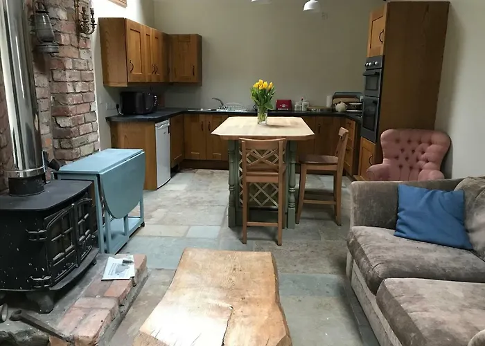 Tracey\'S Farmhouse Cottage